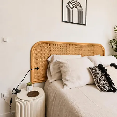 D'architecte Design Proche Paris * فَنسين